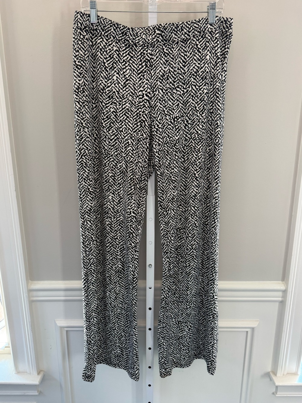 Allie & Rob Black White Patterned Wide Leg Pants Women’s Stretch